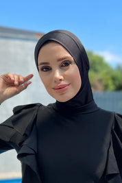 حجاب كامل باللون الأسود